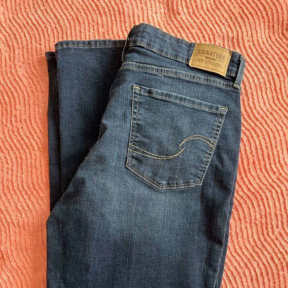 Levi - Size 12